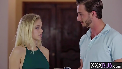 Smoking hot adorns and fucking on the beach