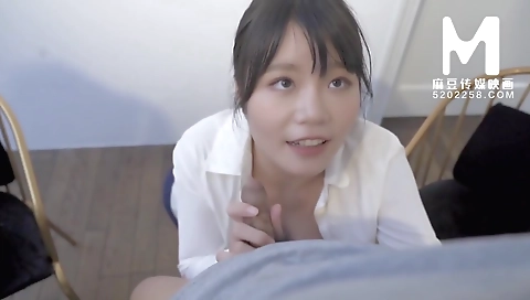 Tosha busy increasmer clamps and fuck with two