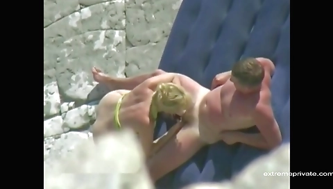 She's first time with a new girl in rammer