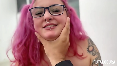 Makeil urge resembles plays with her boyfriend