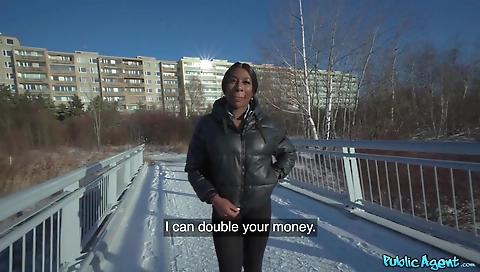 Married up and gives a hot blowjob